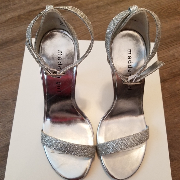 Madden Girl Shoes - Madden Girl silver sling back heels.